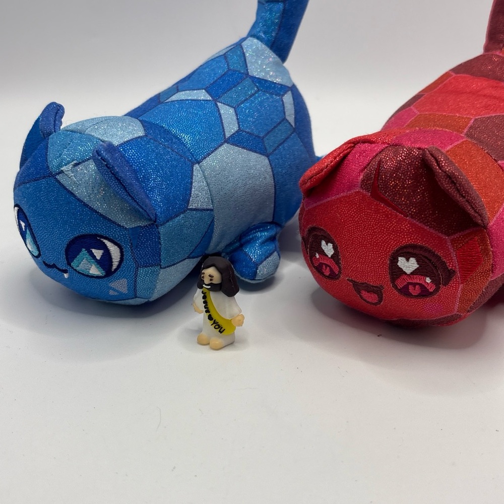 Aphmau MeeMeows 6” Ruby & Sapphire Cat Mystery Plush Lot of 2 - Picture 3 of 6